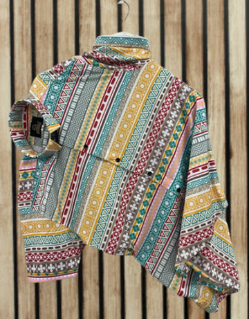 Men Regular, Super Slim Fit Printed Cut Away Collar Casual Shirt